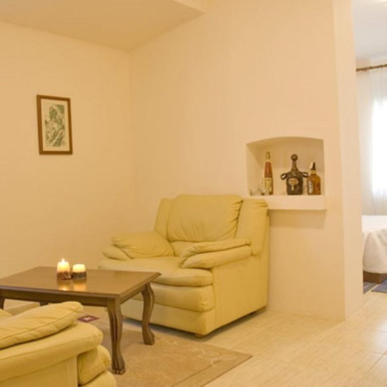Akropoli Hotel Kryemëdhej Quarto foto